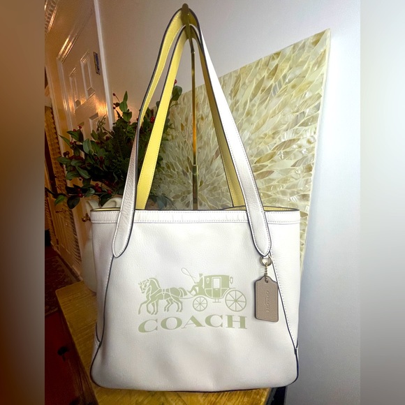 Coach Handbags - COACH Horse and Carriage Derby Tote in Leather
